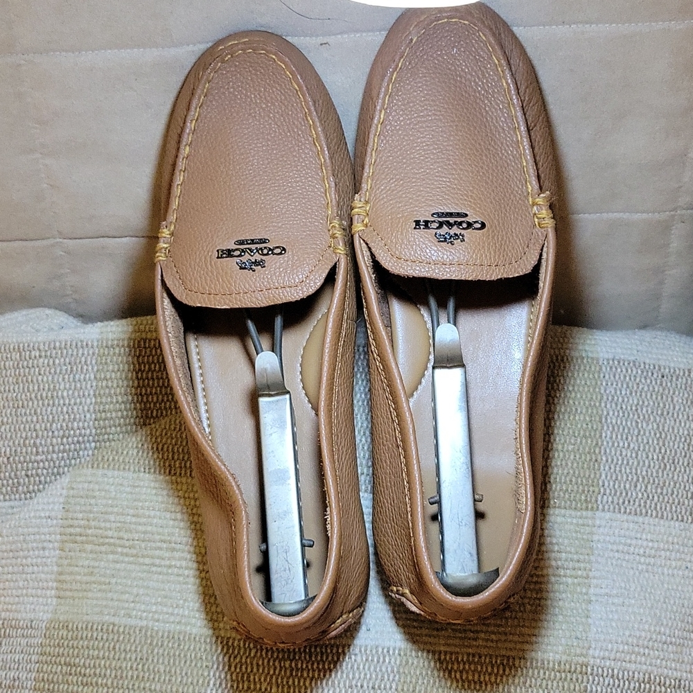 Coach shoes light brown size 8.5